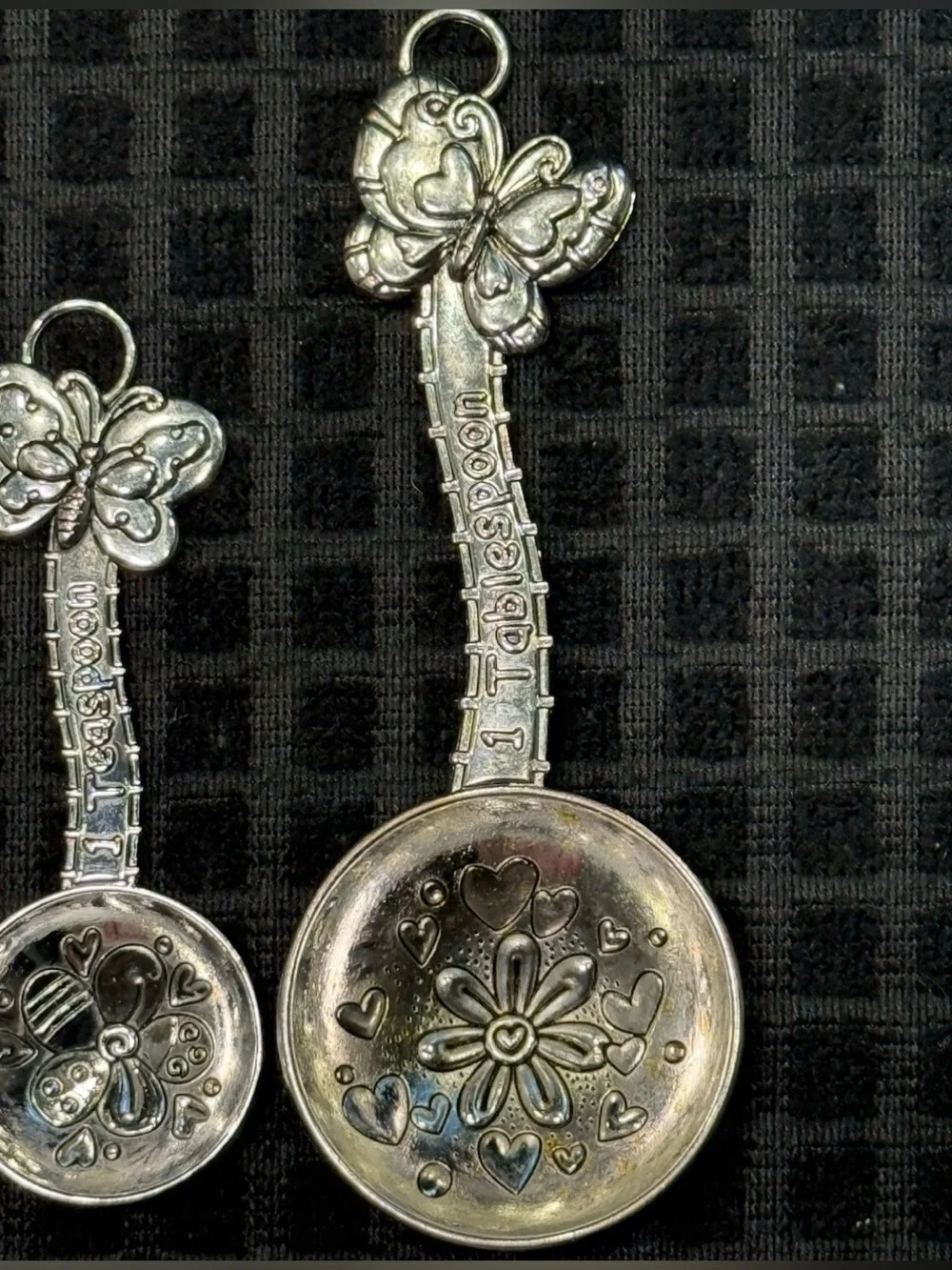 Ganz Embossed Measuring Spoons Butterflies Flowers Set of 4 Excellent Condition